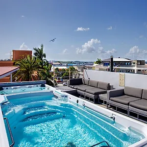 3* Hotel Commodore